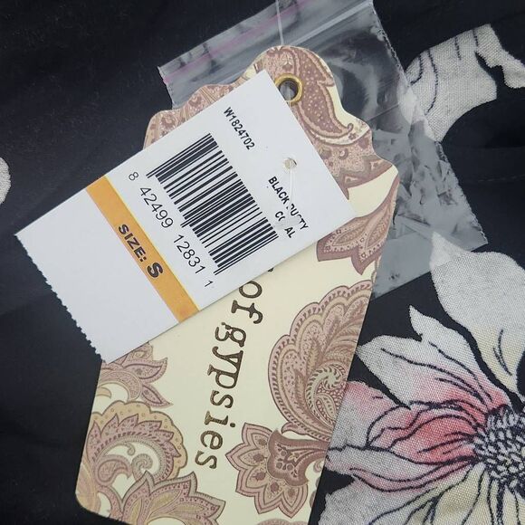 Band of Gypsies Black and Pink Floral Boho Crop Top Sz Small NWT Black Crop Top - Picture 8 of 10